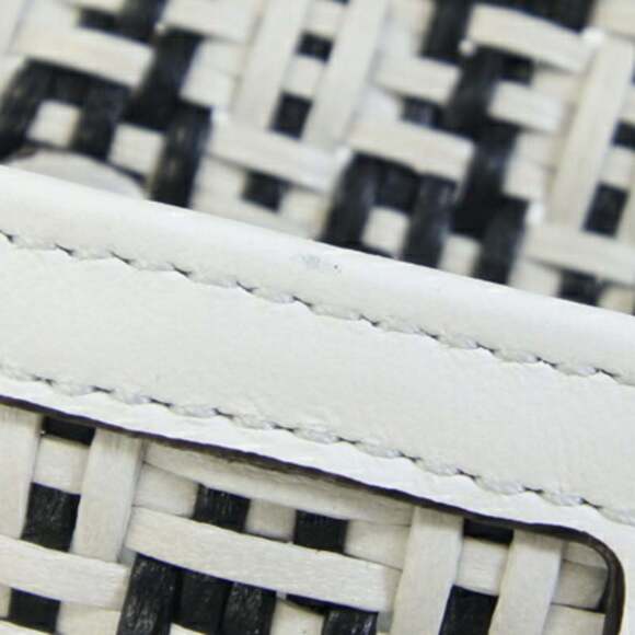 FENDI Black Leather Shoulder Bag - Picture 7 of 8